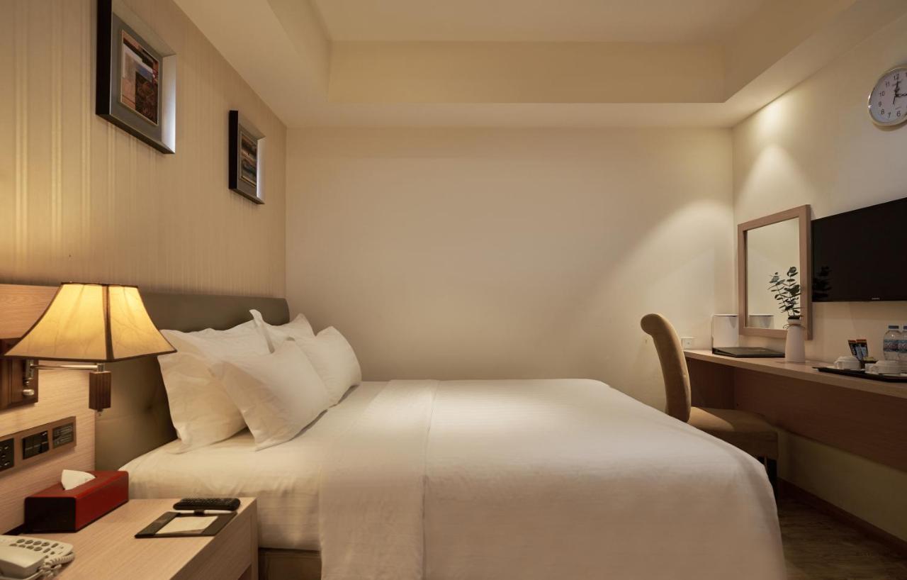 Sky Gem Hotel Sora Хошимин Екстериор снимка