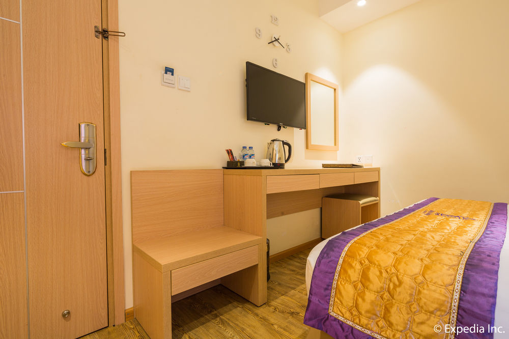 Sky Gem Hotel Sora Хошимин Екстериор снимка