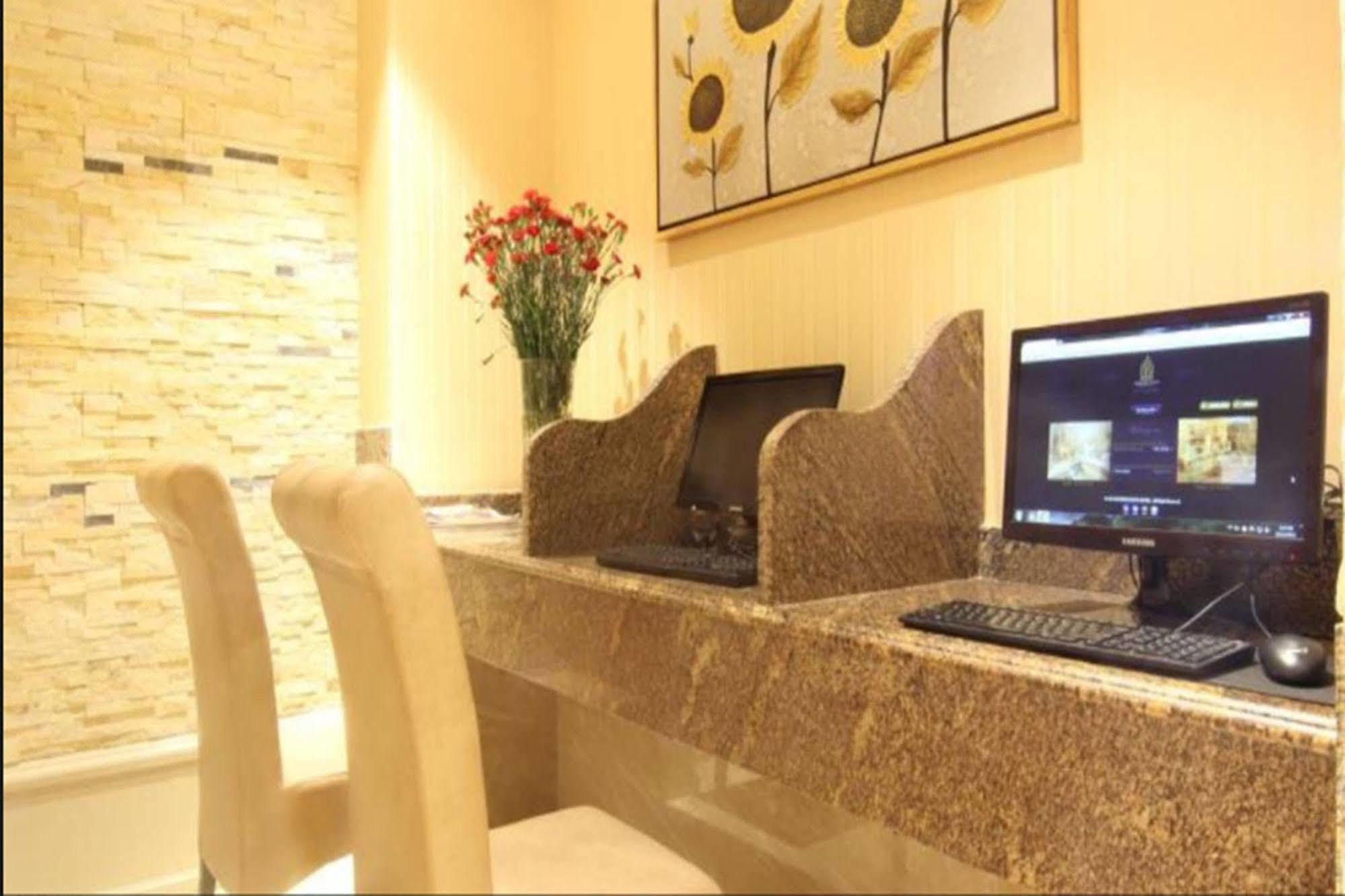 Sky Gem Hotel Sora Хошимин Екстериор снимка