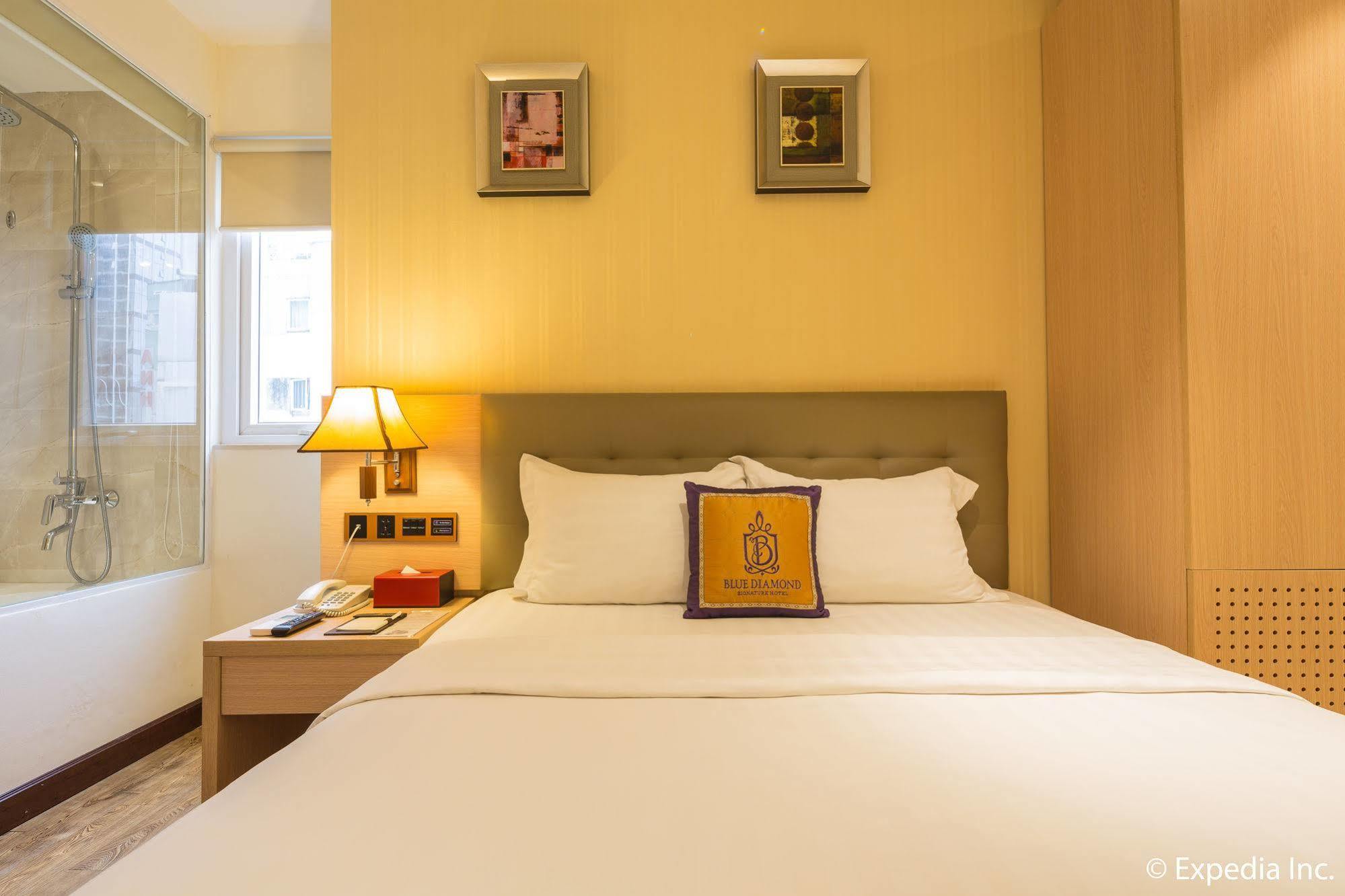 Sky Gem Hotel Sora Хошимин Екстериор снимка